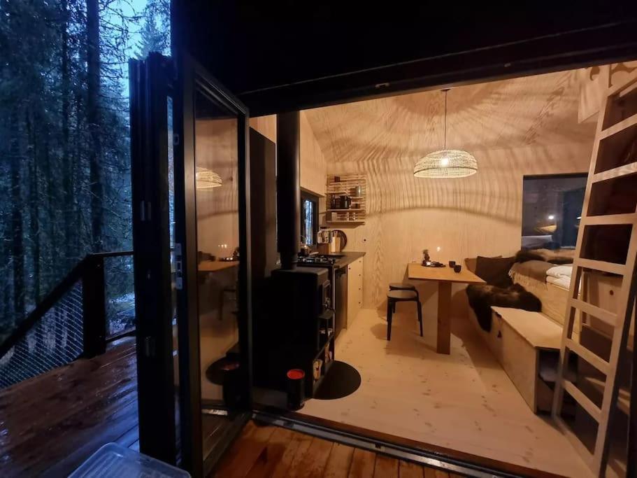 Treetop Ekne - Hytte I Skogen Med Hengebru Hotel Levanger Exterior foto